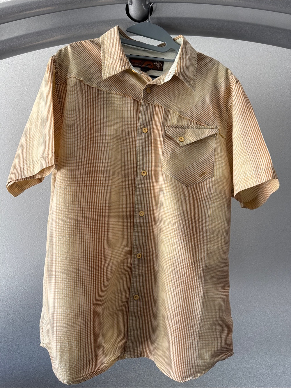 Prana Men's Short-Sleeve Button-Down Shirt in Light Beige Plaid